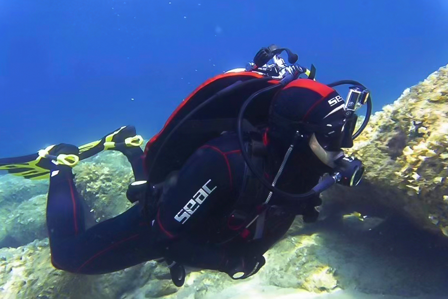 Дунгуань Ауэй